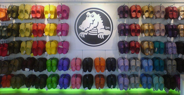 Shop Klagenfurt. Jede Menge Crocs