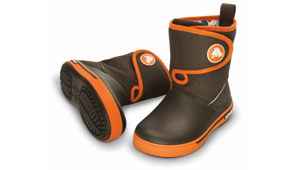 Kids Crocband 2.5 Gust Boot, Espresso/Orange 4